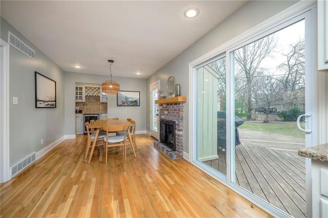 8025 Tomahawk Road, Prairie Village, KS 66208