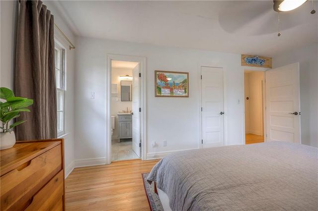 8025 Tomahawk Road, Prairie Village, KS 66208