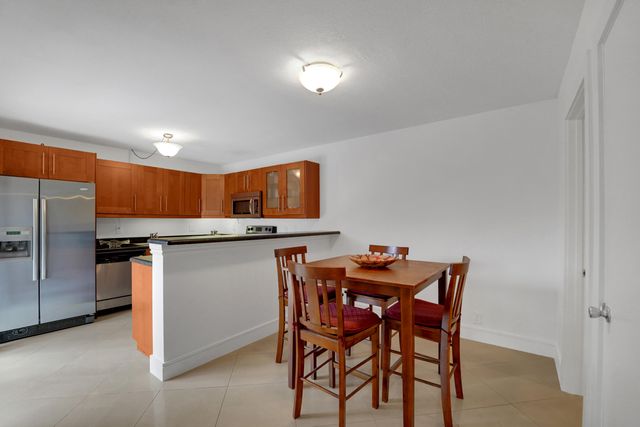 2938 SW 12TH Street, Deerfield Beach, FL 33442