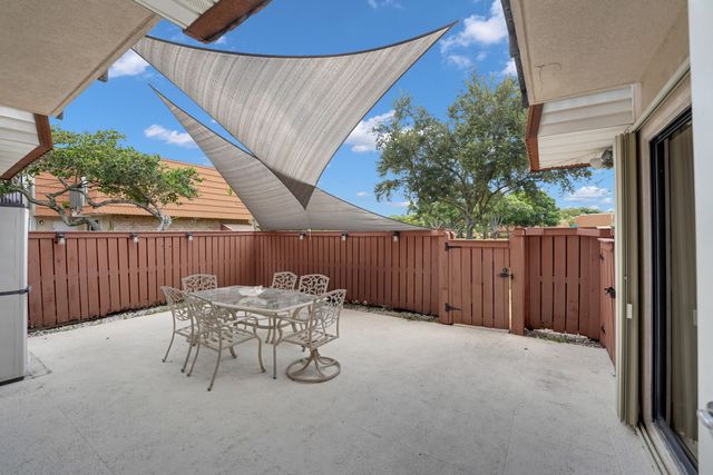 2938 SW 12TH Street, Deerfield Beach, FL 33442