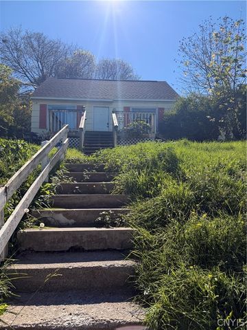 211 7th Street, Geddes, NY 13209