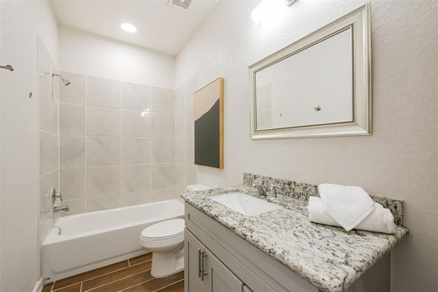 13 Hafer Street, Baytown, TX 77520