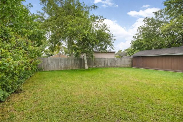 13 Hafer Street, Baytown, TX 77520