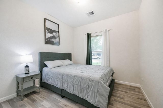 13 Hafer Street, Baytown, TX 77520