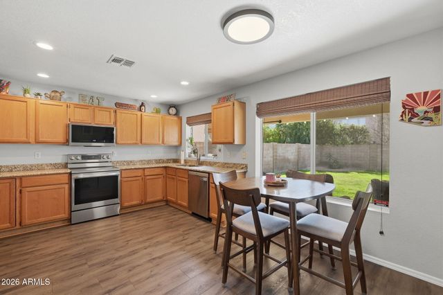 15873 N 11TH Avenue, Phoenix, AZ 85023