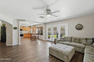 15873 N 11TH Avenue, Phoenix, AZ 85023