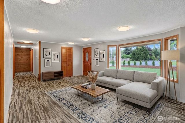 18686 Jolly Road, Burlington, WA 98233