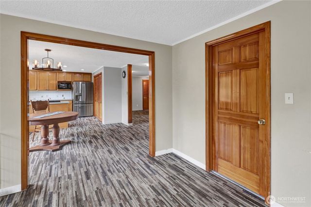 18686 Jolly Road, Burlington, WA 98233