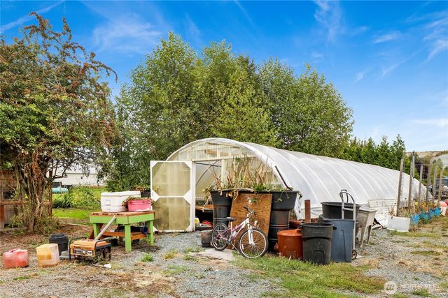 18686 Jolly Road, Burlington, WA 98233