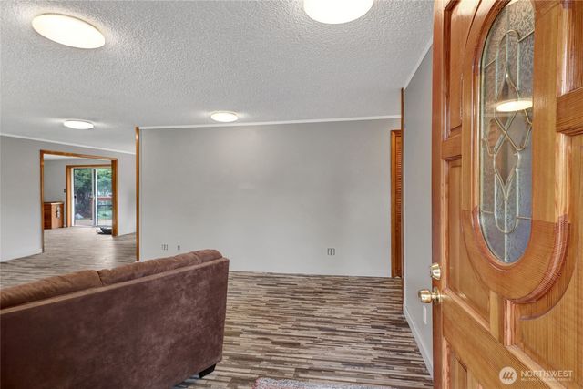 18686 Jolly Road, Burlington, WA 98233