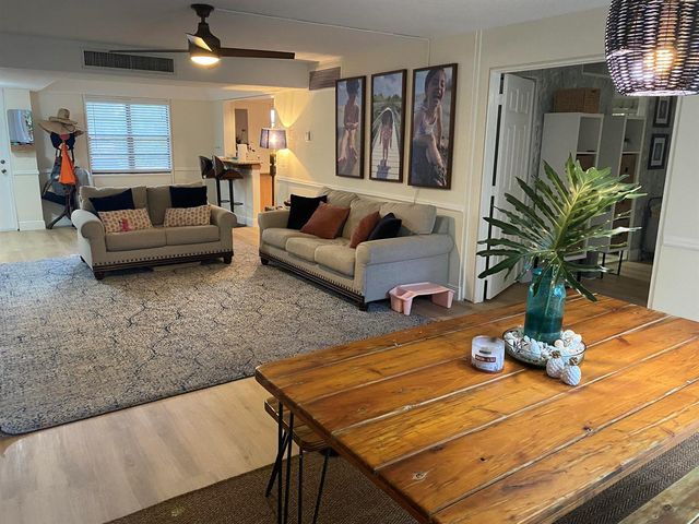 501 SW 11TH Place 106, Boca Raton, FL 33432