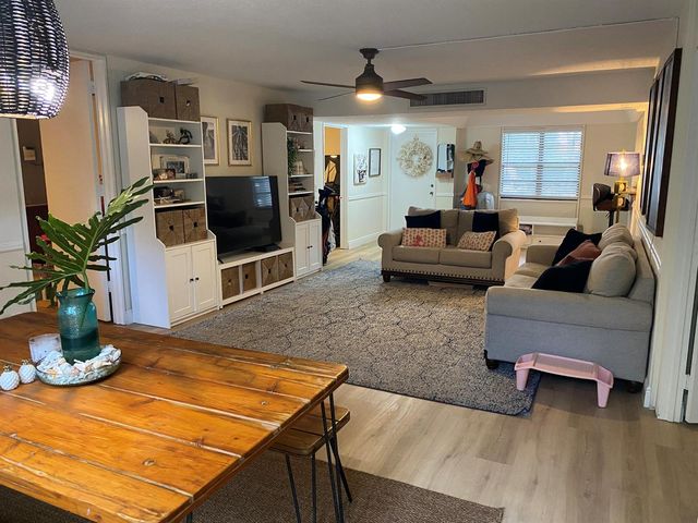 501 SW 11TH Place 106, Boca Raton, FL 33432