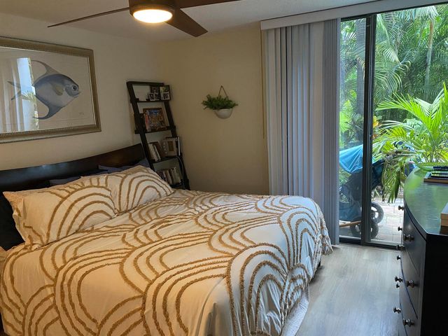 501 SW 11TH Place 106, Boca Raton, FL 33432