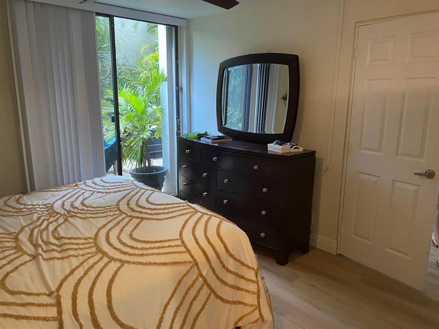 501 SW 11TH Place 106, Boca Raton, FL 33432