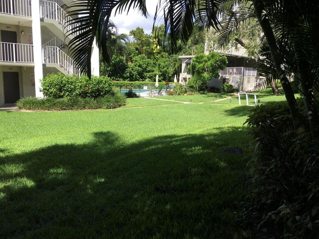 501 SW 11TH Place 106, Boca Raton, FL 33432