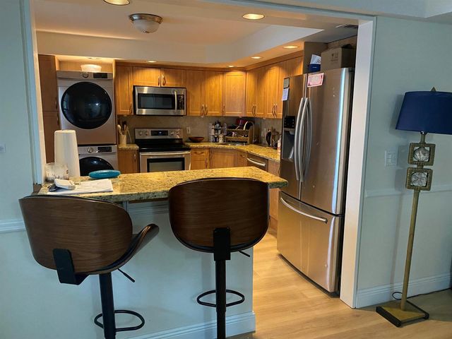 501 SW 11TH Place 106, Boca Raton, FL 33432