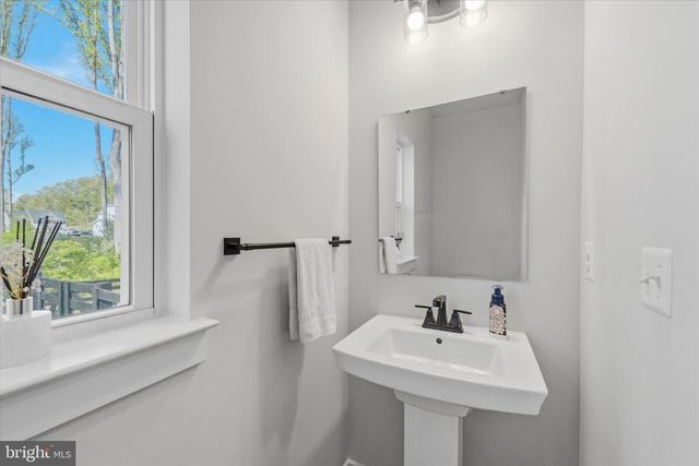 2008 WOODSTOCK ST, Warrenton, VA 20187
