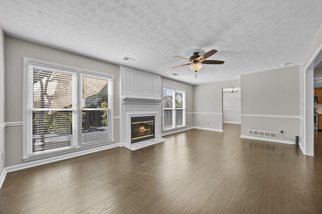 3785 White Pine Drive, Lexington, KY 40514