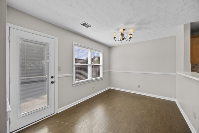 3785 White Pine Drive, Lexington, KY 40514