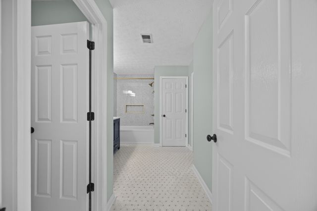 3785 White Pine Drive, Lexington, KY 40514