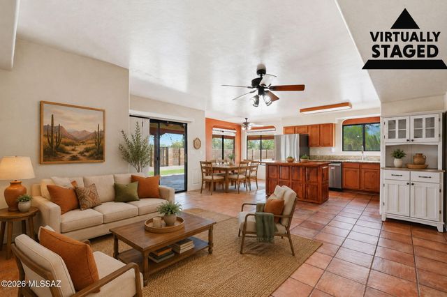 2834 W Placita Paciente, Tucson, AZ 85742