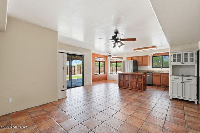 2834 W Placita Paciente, Tucson, AZ 85742