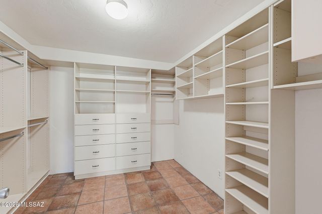 2834 W Placita Paciente, Tucson, AZ 85742