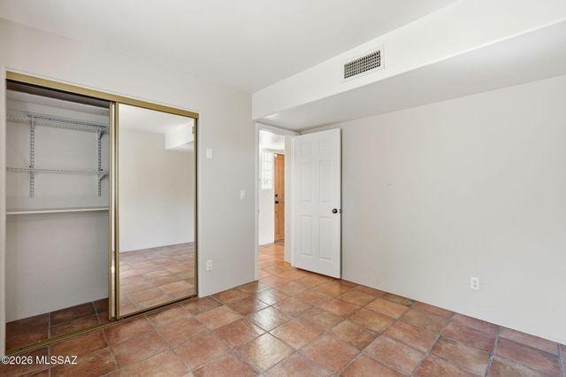 2834 W Placita Paciente, Tucson, AZ 85742