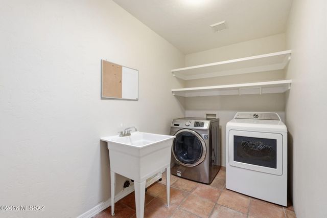 2834 W Placita Paciente, Tucson, AZ 85742