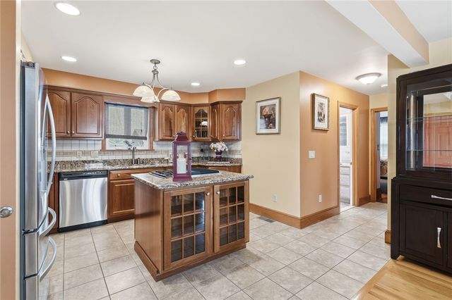 16 Althea Road, Warwick, RI 02889