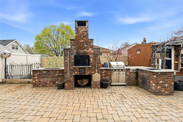 16 Althea Road, Warwick, RI 02889