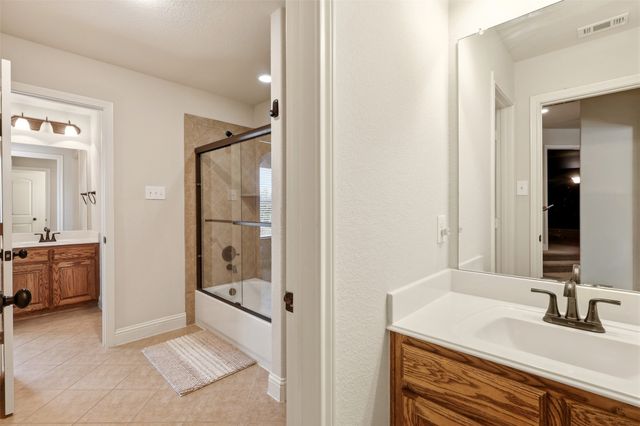 1517 Fence Post Drive, Fort Worth, TX 76052
