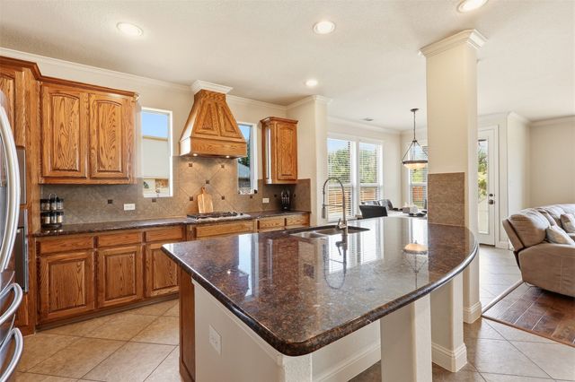 1517 Fence Post Drive, Fort Worth, TX 76052