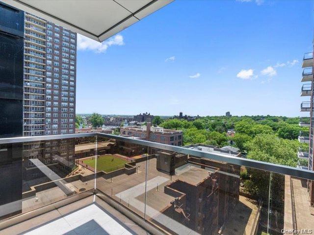 124-28 Queens Boulevard 9A, Kew Gardens, NY 11415