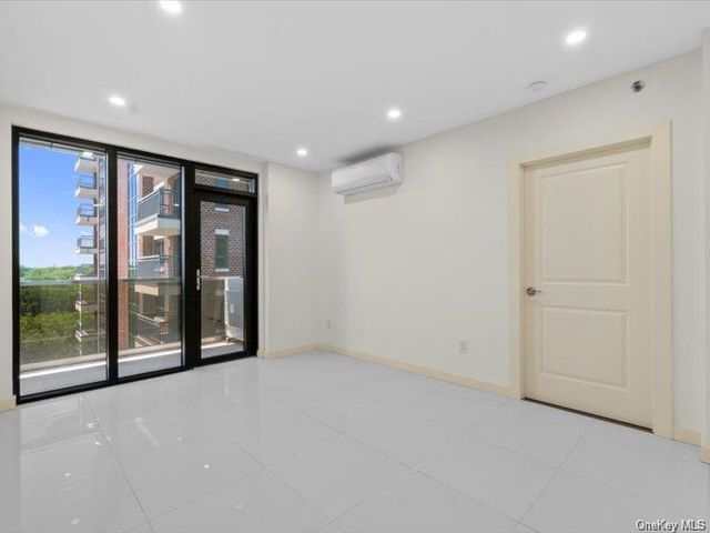 124-28 Queens Boulevard 9A, Kew Gardens, NY 11415