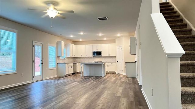 98 Fox Creek Drive, Braselton, GA 30517