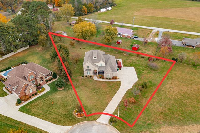 356 Ridgecrest Dr, Winchester, TN 37398