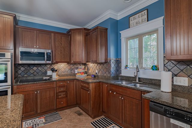 356 Ridgecrest Dr, Winchester, TN 37398