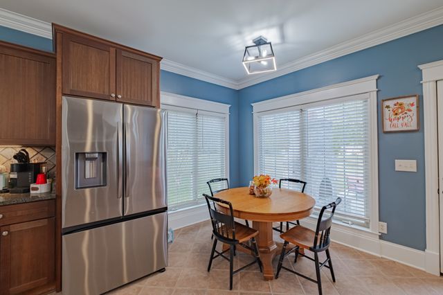 356 Ridgecrest Dr, Winchester, TN 37398