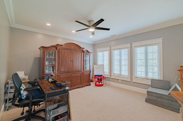 356 Ridgecrest Dr, Winchester, TN 37398