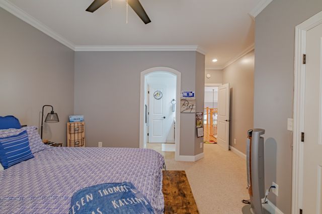 356 Ridgecrest Dr, Winchester, TN 37398