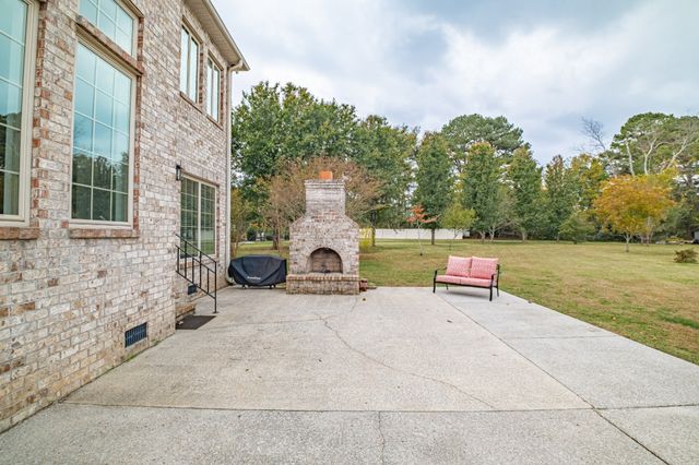 356 Ridgecrest Dr, Winchester, TN 37398