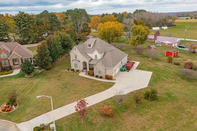 356 Ridgecrest Dr, Winchester, TN 37398