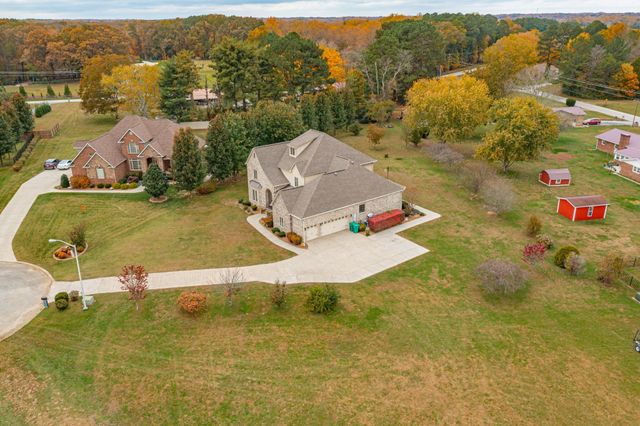 356 Ridgecrest Dr, Winchester, TN 37398