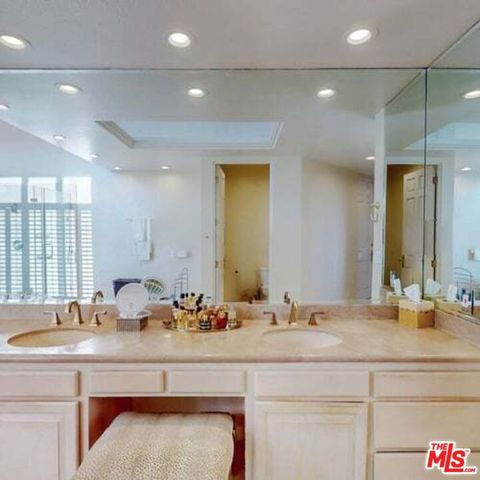 12699 Promontory Road, Los Angeles, CA 90049
