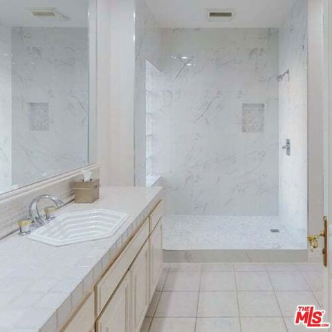 12699 Promontory Road, Los Angeles, CA 90049
