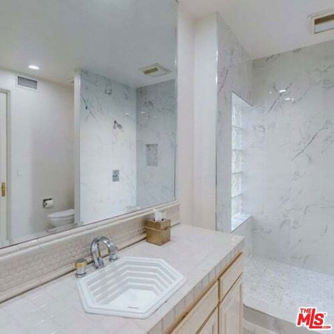 12699 Promontory Road, Los Angeles, CA 90049