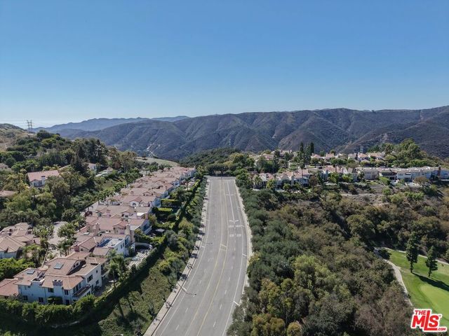 12699 Promontory Road, Los Angeles, CA 90049