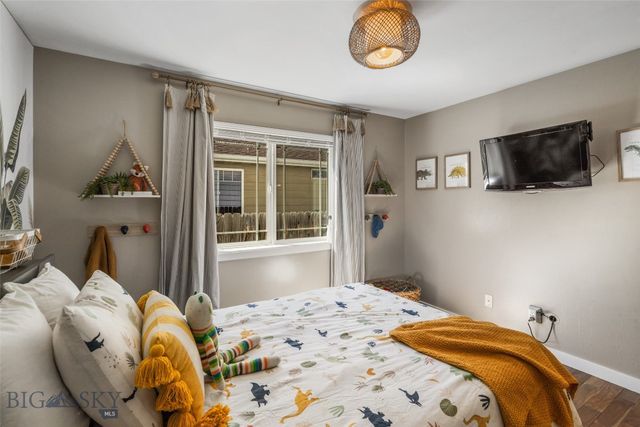 1235 Hunters Way, Bozeman, MT 59718