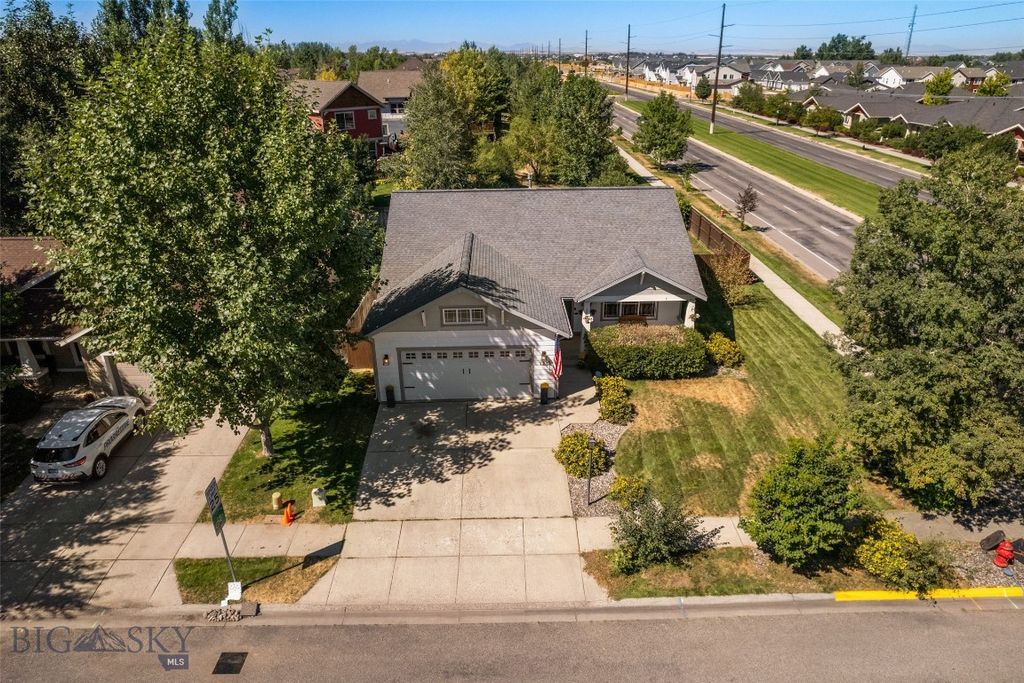 1235 Hunters Way, Bozeman, MT 59718 photo 2